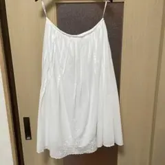 今からの季節に！お値下げします 超美品インゲボルグ綿ローンスカートのサムネイル