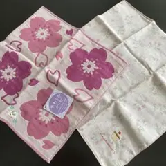 ピンクガーゼハンカチ2枚(値下げ不可)