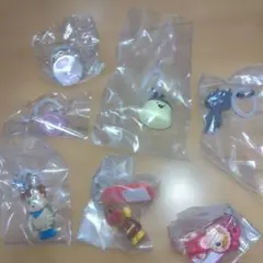 アンパンマン めじるしアクセサリー ガチャガチャ いないいないばあ