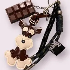 じゃらじゃらキーホルダー　チョコレート　シュナウザー　犬　PUレザー