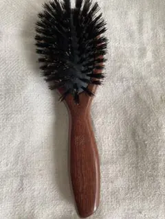 ヘアブラシ