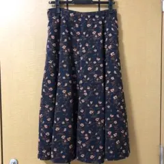 グリーンレーベルリラクシング　膝下丈　小花柄フレアスカート