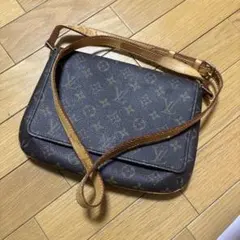 Louis Vuitton ブラウンショルダーバッグ