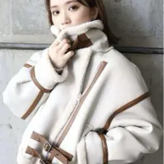 ムルーア　ムートンジャケット　コート　アイボリー