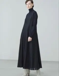 美品 ebure ライトシルクウール キャミワンピース ブラック 91300円 美品 ebure ライトシルクウール キャミワンピース ブラック 91300円