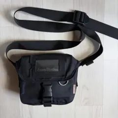 Acne Studios スモールメッセンジャーバッグ ブラックのサムネイル