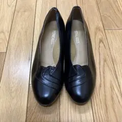日本製　黒フォーマルパンプス　23センチ E E E E