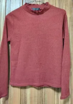 えんじ色 リブニットM