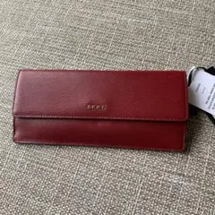 DKNY 赤色　長財布のサムネイル