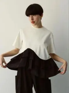 フリル切り替え 半袖Tシャツ　herin.cyeのサムネイル