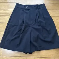 レディース ブラック ショートパンツ ハーフパンツのサムネイル