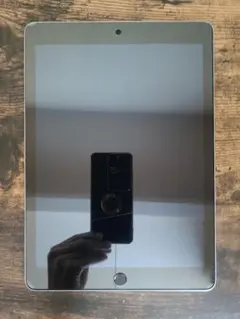 Apple iPad Air 2 64GB シルバー