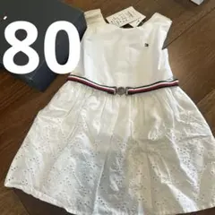 新品　Tommy Hilfiger ワンピース 80 白　ノースリーブ　ベルト付のサムネイル