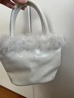 Item thumbnail for item 1b53b9b8-c7b9-4bac-8df6-c3255b334c3e