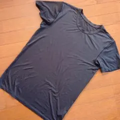 UNIQLOAIRismインナー ブラック Tシャツ Mサイズショートスリーブ
