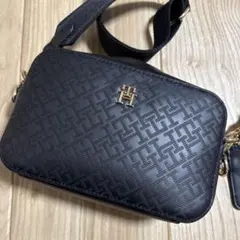 トミーヒルフィガー　ショルダーバッグ