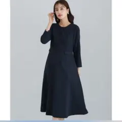 ☆試着のみ・美品☆ホワイトジョーラ　フレアワンピース