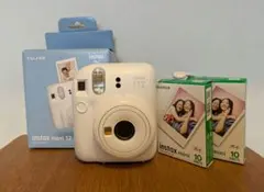 FUJIFILM instax mini 12 WHITE ＋フィルム2個付き