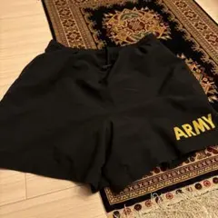 黒 ショートパンツ