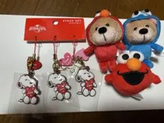 ユニバ　USJ  キーホルダー　スヌーピー　エルモ
