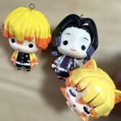 鬼滅の刃　おひるねこ　我妻善逸 ゆらゆら キーホルダー 胡蝶しのぶ