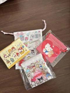 サンリオキャラクター　巾着　ポーチ4点セット