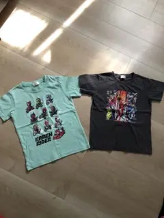 仮面ライダーシリーズ！半袖Tシャツ 男の子130 2枚セットのサムネイル