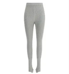 2025年最新】magda butrymの人気アイテム - メルカリ