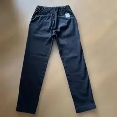 アズールバイマウジー　キッズ　120 テーパードパンツ　ブラック