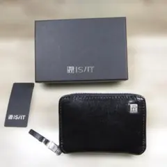 イズイット 黒 ボックス型小銭入れ 定期入れ付き イタリア牛革 ミニ財布