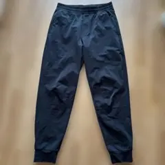 UNIQLOウルトラストレッチアクティブジョガーパンツ　黒　S