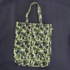 超レア非売品A BATHING APE リバーシブルカモフラ トートバッグ未使用のサムネイル