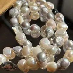 猫の白黒蝶貝と淡水真珠バロックパール　ロングネックレス　約62cm マルチカラー