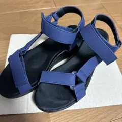 フェリシモ　美脚サンダル24.5ネイビーのサムネイル