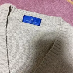 vネックニットベスト