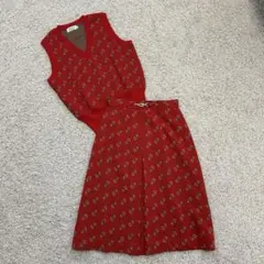 ヴィンテージ 昭和レトロ 赤色 花柄 ひざ丈 フレアスカート ベストセットアップ