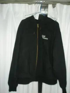 ジップアップパーカー　BEAMS