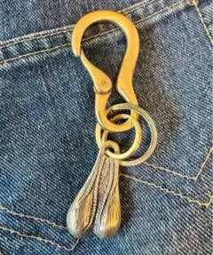 Item thumbnail for item 3b5e4de0-e62e-4999-aa94-7b5fc513d928