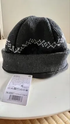 グレー 編み込み模様 ビーニー
