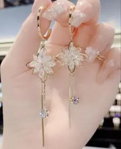 上品 フラワー ロングピアス ゴールド ジルコニア 揺れる キラキラ 韓国