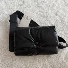 ZARA ブラック ボディバッグ Mサイズ