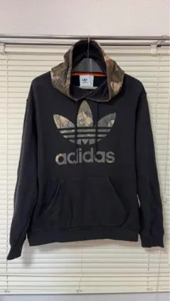［最終値下げ］adidas ブラック カモフラージュ パーカー L
