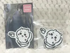 ちいかわトイレットなアクリルバッジ スマホに貼れるサイズのステッカー