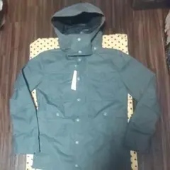 新品タグ付きGREEN LABEL マウンテンパーカのサムネイル