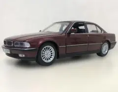 1/24BMW 7シリーズ ミニカーのサムネイル