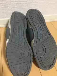 ラコステスニーカーのサムネイル