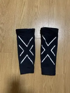 2xu コンプレッションカーフガード　カーフスリーブ　Sのサムネイル