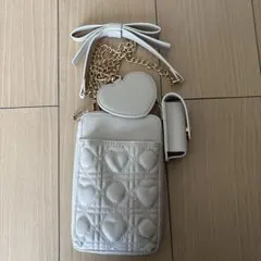 melume ハートキルティング スマホショルダーバッグ　ホワイト