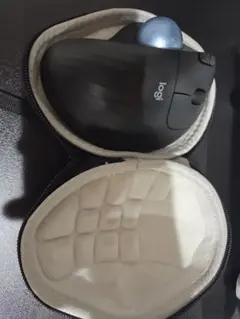 Logitech エルゴノミックマウス ケース付き