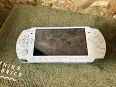 ホワイト PSP 本体 PSP-3000 ジャンク品